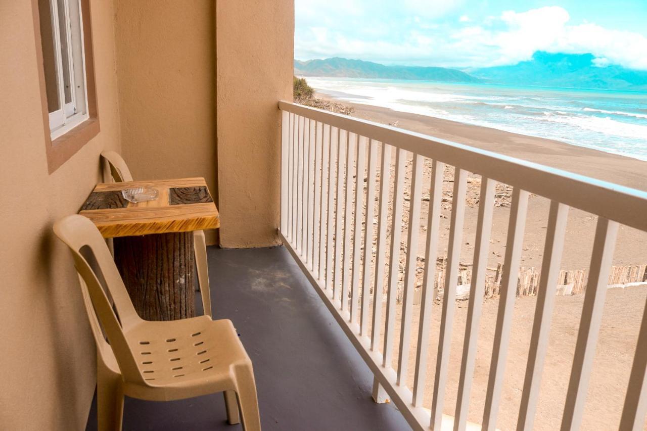 Puffer Isle Resort Dingalan Extérieur photo